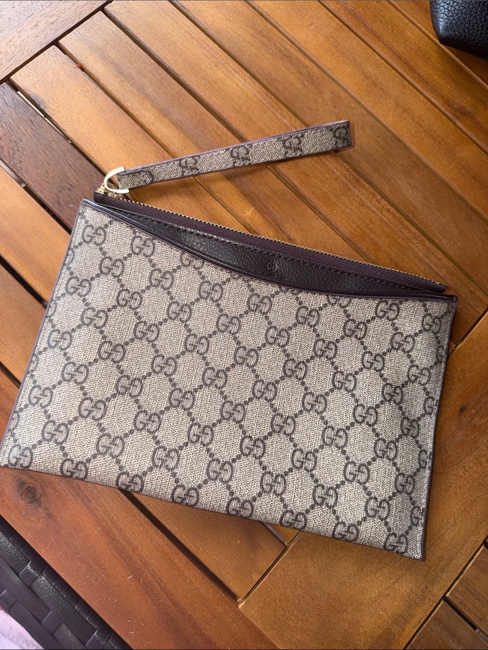 Gucci GG Supreme Monogram Pouch - Beige/Brown